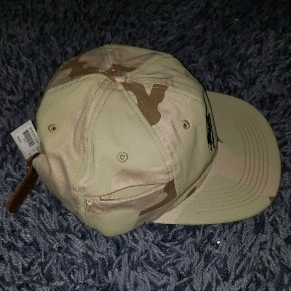 Supreme SS18 Signature Logo Side Pocket Cap - Picture 3 of 5